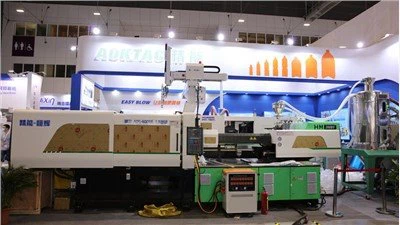 آلة نفخ زجاجة المياه